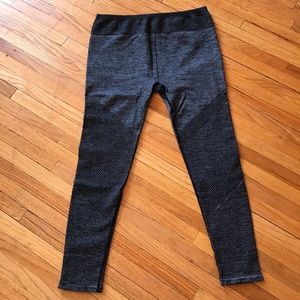 Grey Fabletics leggings!